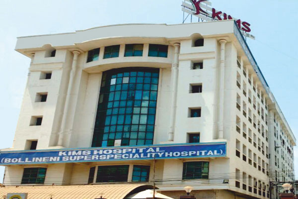 KIMS المستشفيات دكتور. M. S. Shridhar زرع القرنية
